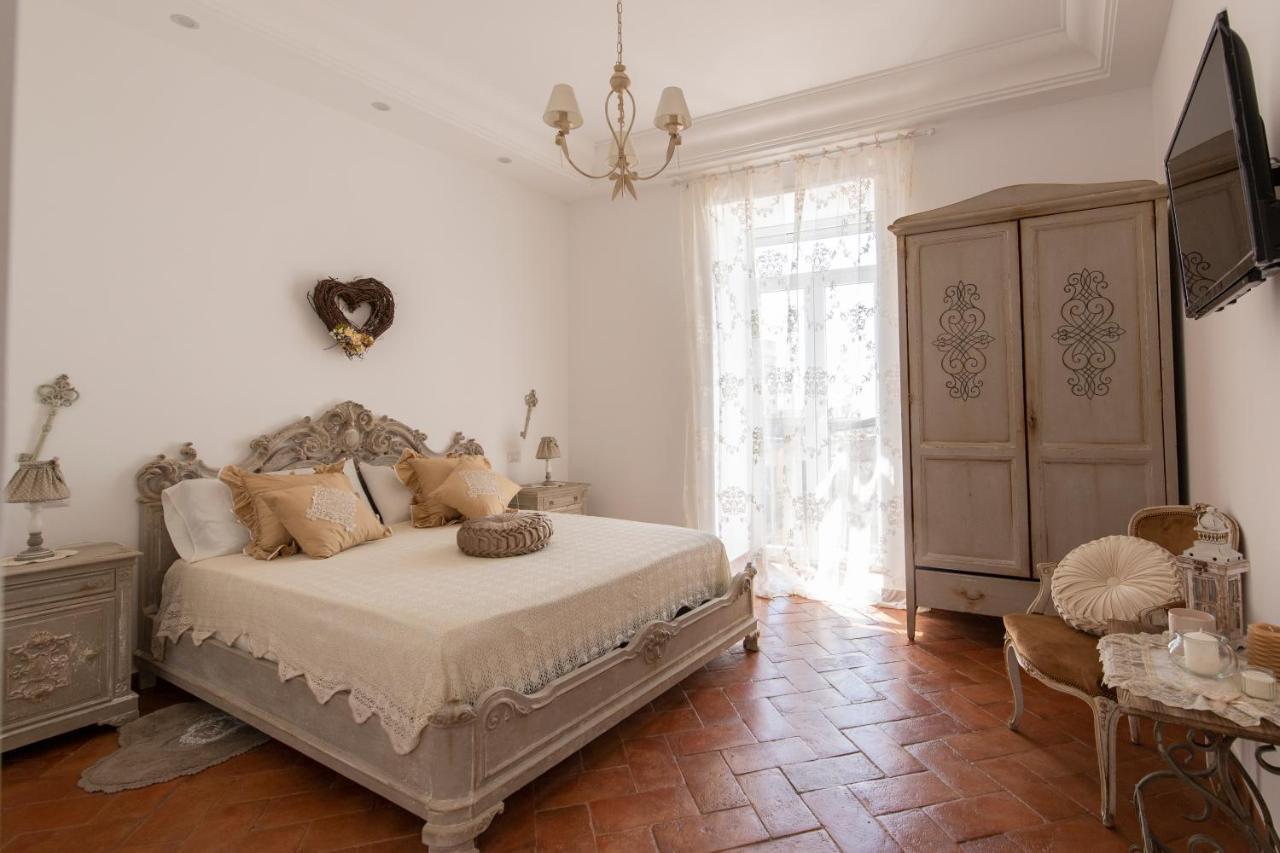 B&B Dimora Mazzarino Neapel Exterior foto